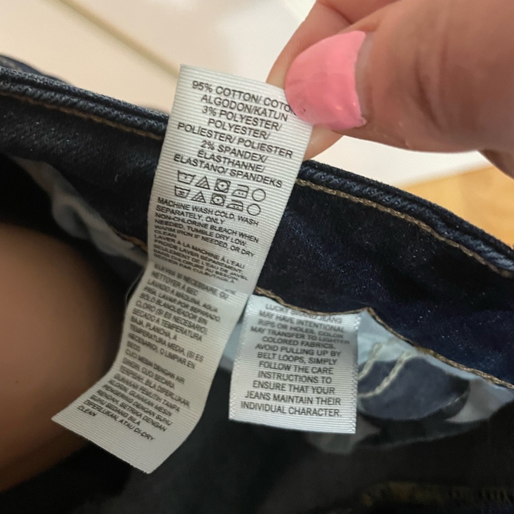 Lucky Brand Lolita Capri Jeans - Picture 5 of 7